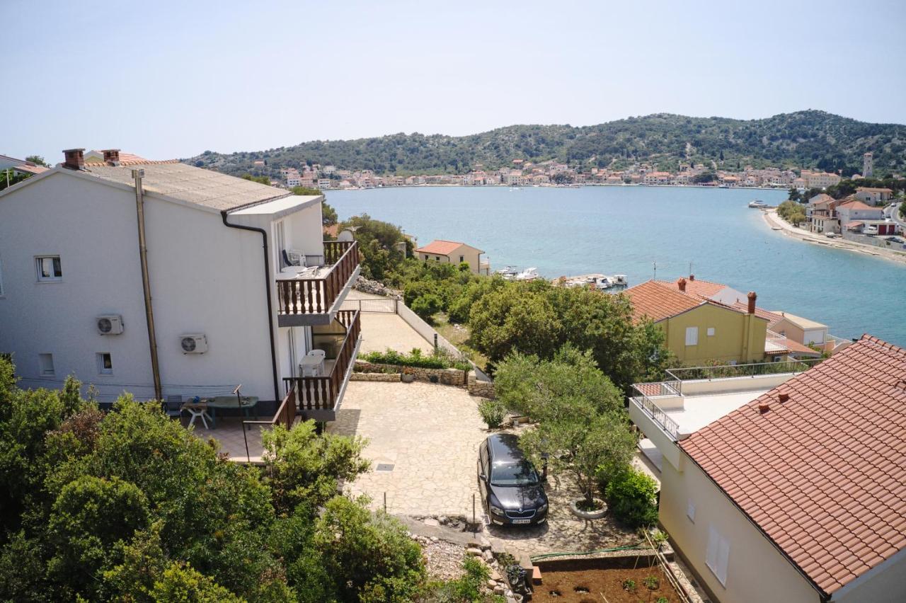 Apartments And Rooms By The Sea Tisno, Murter - 5128 Kültér fotó
