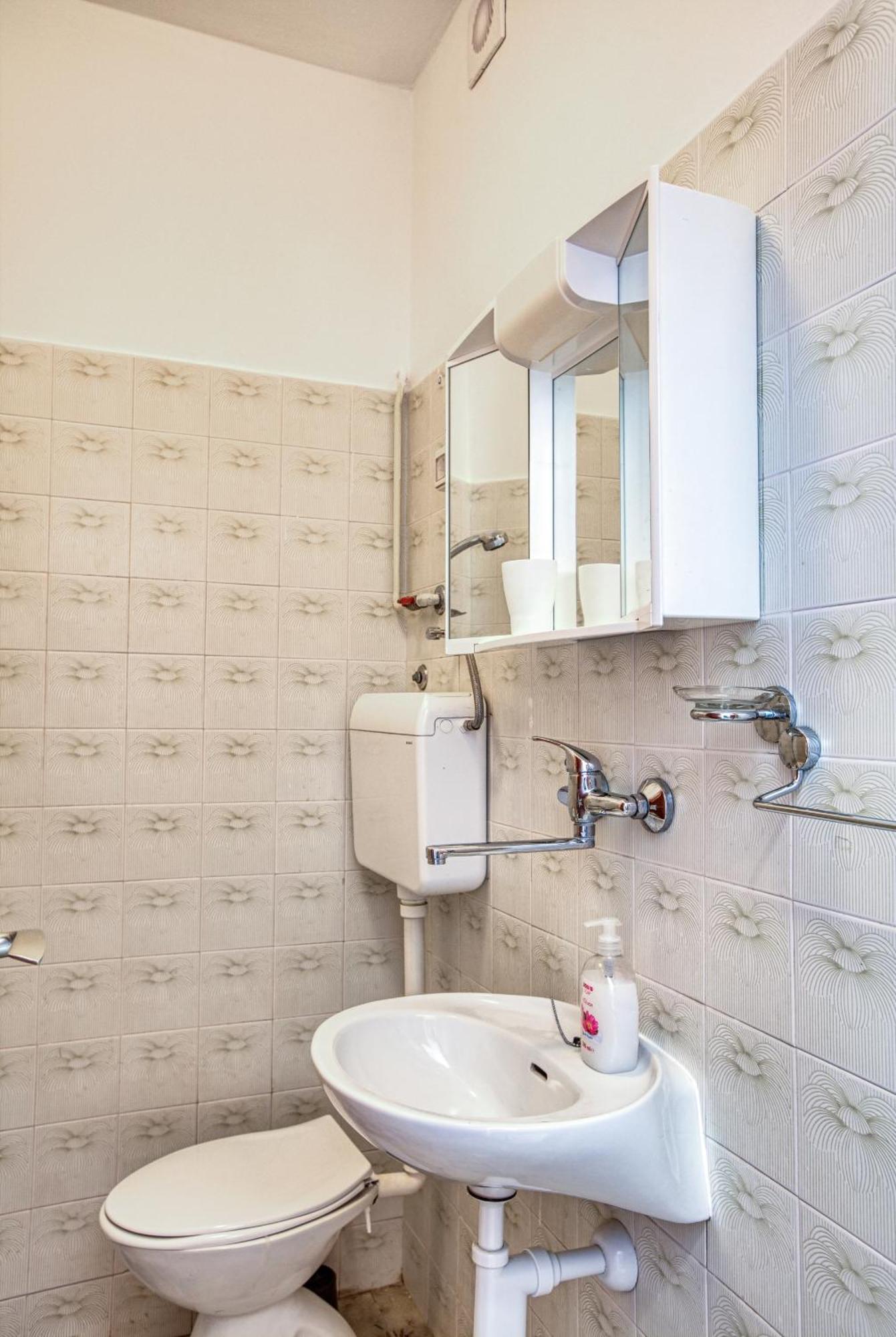Apartments And Rooms By The Sea Tisno, Murter - 5128 Szoba fotó